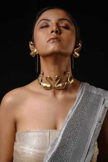 Anki Bunki Aditi Big Duck Choker & Earrings Set 