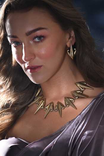 Anki Bunki Aditi Teer Spear Shaped Necklace & Earrings Set 