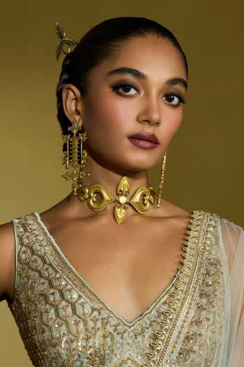 Shop Anki Bunki Aditi Gold Plated Archana Symmetrical Choker With Earrings Online at Aza Fashions Shop_Anki Bunki Aditi_Gold Plated Archana Symmetrical Choker With Earrings _Online_at_Aza_Fashions