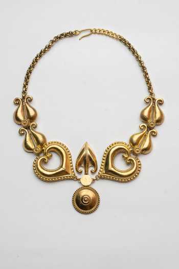 Anki Bunki Aditi Archana Symmetrical Choker With Earrings 