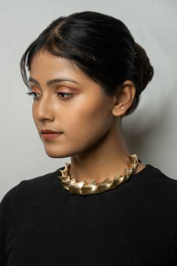 Anki Bunki Aditi Vakra Angular Zigzag Choker 