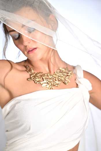 Anki Bunki Aditi_Gold Plated Nayantara Floral Bib Necklace _Online_at_Aza_Fashions
