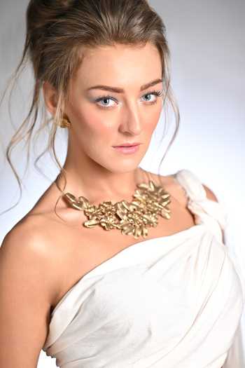 Anki Bunki Aditi Nayantara Floral Bib Necklace 