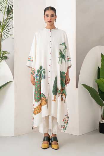 Haute Mess Ivory Silk, Chanderi Mandarin Collar Kaftan Set Online at Aza Fashions Haute Mess_Ivory Silk, Chanderi Mandarin Collar Kaftan Set _Online_at_Aza_Fashions