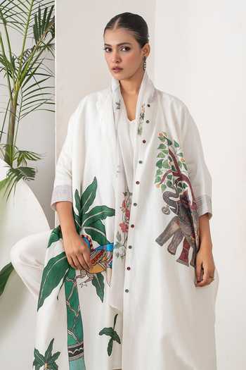 Shop Haute Mess Ivory Silk, Chanderi Mandarin Collar Elephant And Tropical Foliage Kaftan Set Shop_Haute Mess_Ivory Silk, Chanderi Mandarin Collar Elephant And Tropical Foliage Kaftan Set