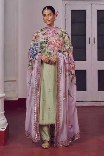 Irrau By Samir Mantri Green Chanderi Silk, Organza Scoop Neck Kairi Embroidered Butti Kurta Set at Aza Fashions Irrau By Samir Mantri_Green Chanderi Silk, Organza Scoop Neck Kairi Embroidered Butti Kurta Set _at_Aza_Fashions