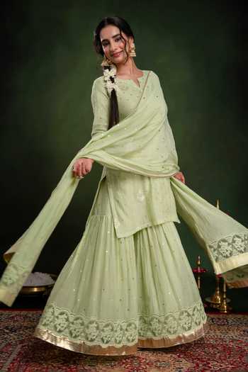 Shop_Gulabik Jaipur_Green Chanderi Split V-neck Hand Embroidered Kurta Set _Online_at_Aza_Fashions