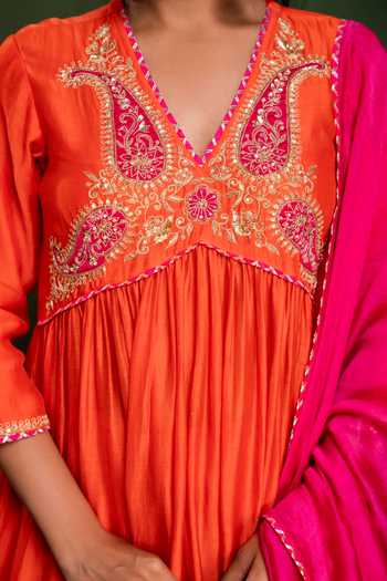 Gulabik Jaipur_Orange Chanderi V-neck Handloom Kurta Sharara Set _at_Aza_Fashions