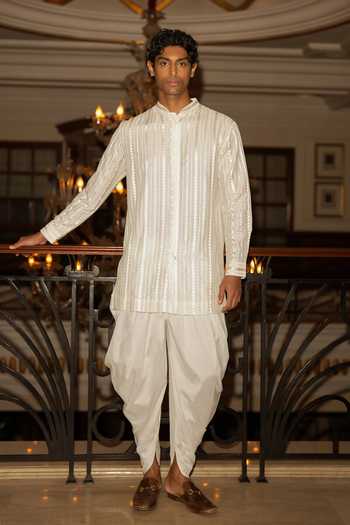 Dash And Dot Embroidered Short Kurta 