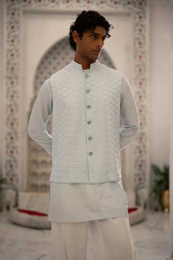 Dash And Dot Embroidered Textured Bundi Jacket 