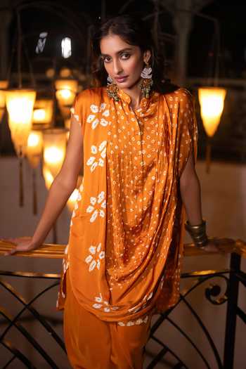 Dash And Dot Bandhani Cowl Draped Tunic