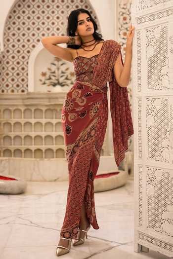 Buy Dash And Dot Multi Color Viscose Sweetheart Neck Ajrakh Print Pre-draped Saree With Corset Online at Aza Fashions Buy_Dash And Dot_Multi Color Viscose Sweetheart Neck Ajrakh Print Pre-draped Saree With Corset _Online_at_Aza_Fashions
