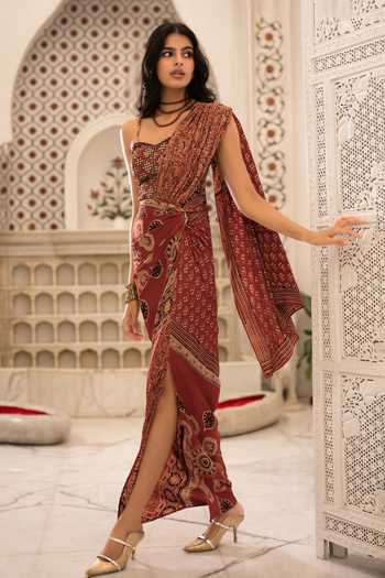Shop Dash And Dot Multi Color Viscose Sweetheart Neck Ajrakh Print Pre-draped Saree With Corset Online at Aza Fashions Shop_Dash And Dot_Multi Color Viscose Sweetheart Neck Ajrakh Print Pre-draped Saree With Corset _Online_at_Aza_Fashions