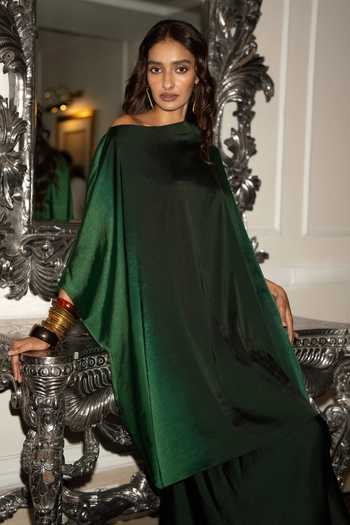 Shop Dash And Dot Emerald Green Polyester Boat Flowy Ombre Boxy Tunic And Draped Culotte Pant Set Online at Aza Fashions Shop_Dash And Dot_Emerald Green Polyester Boat Flowy Ombre Boxy Tunic And Draped Culotte Pant Set _Online_at_Aza_Fashions