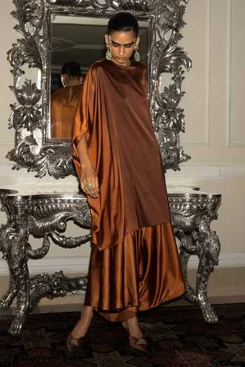 Shop Dash And Dot Brown Polyester Round Neck Flowy Ombre Cape Tunic And Draped Culotte Pant Online at Aza Fashions Shop_Dash And Dot_Brown Polyester Round Neck Flowy Ombre Cape Tunic And Draped Culotte Pant _Online_at_Aza_Fashions