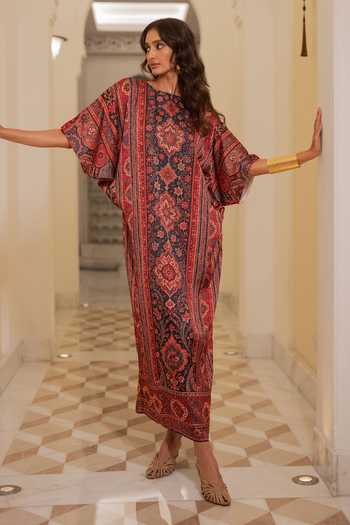 Dash And Dot Multi Color Polyester Round Neck Tapestry Print Kaftan Dress Online at Aza Fashions Dash And Dot_Multi Color Polyester Round Neck Tapestry Print Kaftan Dress _Online_at_Aza_Fashions