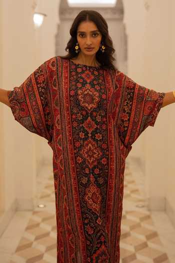 Dash And Dot Multi Color Polyester Round Neck Tapestry Print Kaftan Dress at Aza Fashions Dash And Dot_Multi Color Polyester Round Neck Tapestry Print Kaftan Dress _at_Aza_Fashions