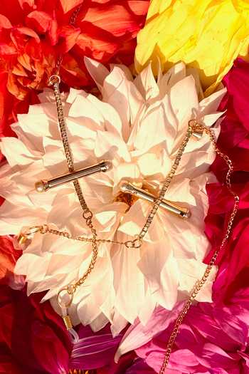 Buy_Ornamaas_White The Crossline Pearl Eyewear Chain 