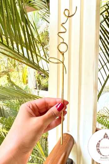 Ornamaas Love Juda Pin 