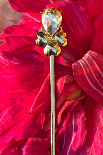 Buy Ornamaas Gold Heart Juda Pin Online at Aza Fashions Buy_Ornamaas_Gold Heart Juda Pin _Online_at_Aza_Fashions