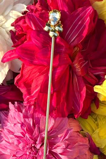 Shop Ornamaas Gold Heart Juda Pin Online at Aza Fashions Shop_Ornamaas_Gold Heart Juda Pin _Online_at_Aza_Fashions