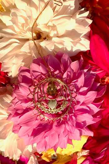 Buy_Ornamaas_Gold Plated Geometric Sunburst Frame Maangtikka _Online_at_Aza_Fashions