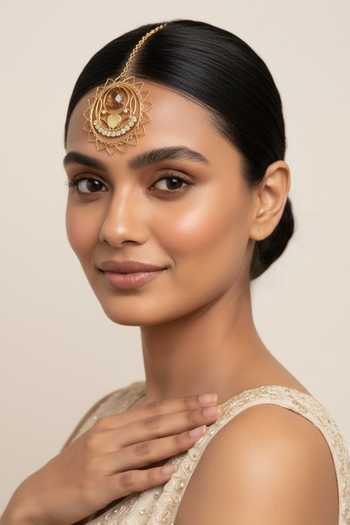 Shop Ornamaas Gold Plated Geometric Sunburst Frame Maangtikka Online at Aza Fashions Shop_Ornamaas_Gold Plated Geometric Sunburst Frame Maangtikka _Online_at_Aza_Fashions
