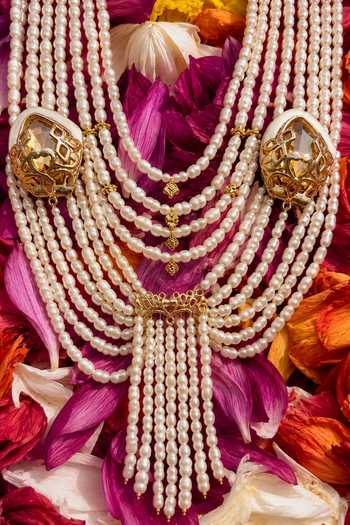 Ornamaas Pearl Tassel Ornamental Necklace 