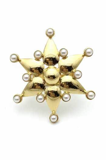 Buy_Ornamaas_White Sculptural Floral Petal Ring _Online_at_Aza_Fashions