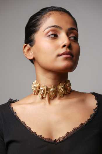 Anki Bunki Aditi Roman Man Choker & Earrings Set 