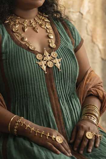 Anki Bunki Aditi_Gold Plated Tirpana Charms Necklace _Online_at_Aza_Fashions