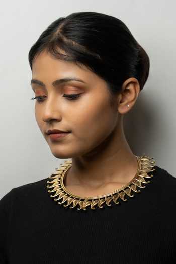 Anki Bunki Aditi Aamba Sunburst Collar Choker 