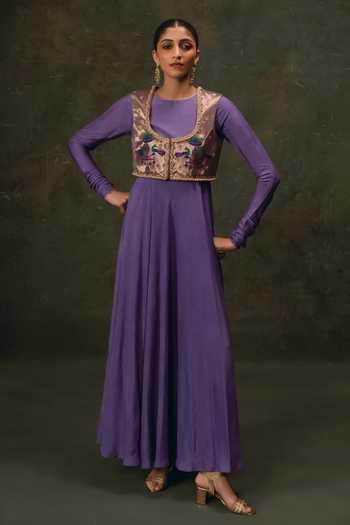 17:17 By Simmi Saboo Paithani Woven Koti With Anarkali