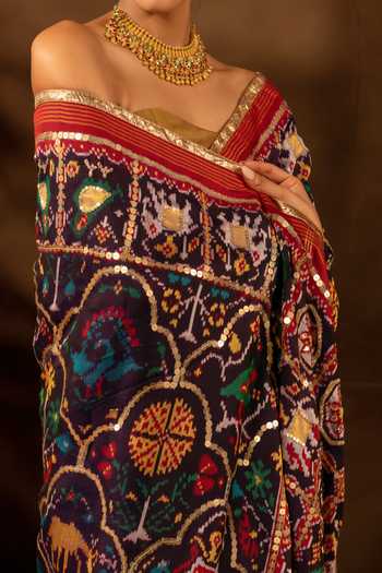 17:17 By Simmi Saboo Purple Twill Patola Pattern Saree Online at Aza Fashions 17:17 By Simmi Saboo_Purple Twill Patola Pattern Saree _Online_at_Aza_Fashions