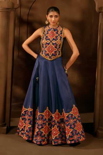 17:17 By Simmi Saboo Patola Pattern Cape Lehenga Set