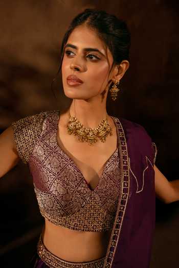 Buy 17:17 By Simmi Saboo Purple Organza Leaf Neck Abstract Pattern Lehenga Set Online at Aza Fashions Buy_17:17 By Simmi Saboo_Purple Organza Leaf Neck Abstract Pattern Lehenga Set _Online_at_Aza_Fashions