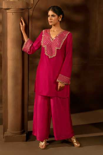 17:17 By Simmi Saboo Placement Embroidered Kurta & Pant Set