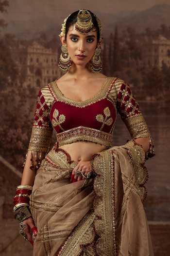 Buy_Shikhar Sharma_Grey Silk Organza, Silk, Chanderi Sweetheart Neck Saree With Blouse 