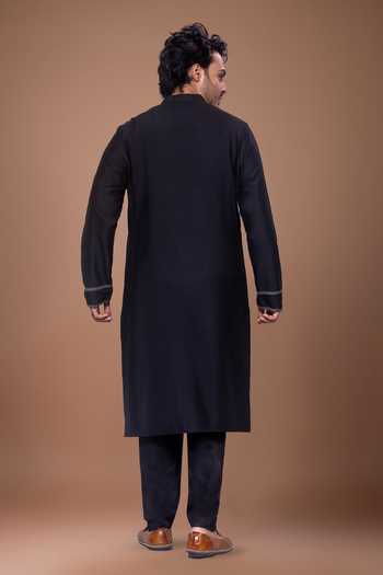 Priyanka Haralalka Desert Line Embroidered Kurta Set 