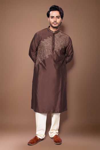 Priyanka Haralalka Zardozi Embroidered Kurta Set 