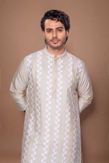 Buy_Priyanka Haralalka_Beige Silk, Cotton Applique Work Kurta Set _Online_at_Aza_Fashions