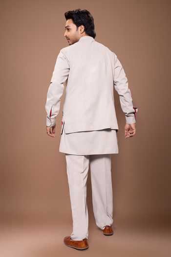 Priyanka Haralalka Embroidered Bundi & Kurta Set 