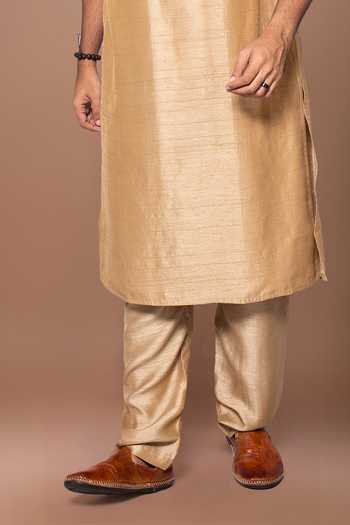 Buy Priyanka Haralalka Brown Silk Yoke Embroidered Kurta Set Online at Aza Fashions Buy_Priyanka Haralalka_Brown Silk Yoke Embroidered Kurta Set _Online_at_Aza_Fashions