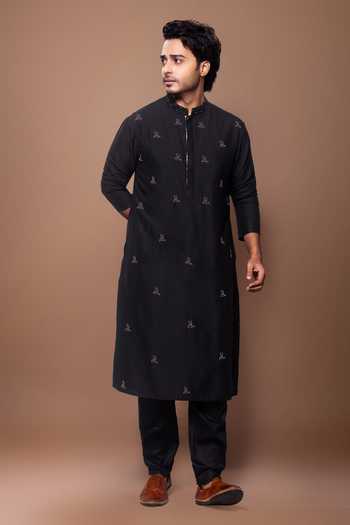 Priyanka Haralalka Bird Embroidered Kurta Set 