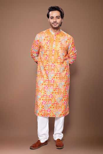 Priyanka Haralalka Yellow Silk, Cotton Floral Print Kurta Set Online at Aza Fashions Priyanka Haralalka_Yellow Silk, Cotton Floral Print Kurta Set _Online_at_Aza_Fashions