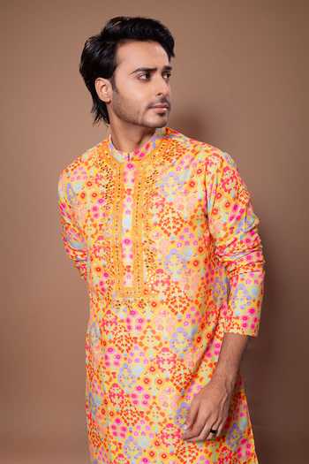 Buy Priyanka Haralalka Yellow Silk, Cotton Floral Print Kurta Set Buy_Priyanka Haralalka_Yellow Silk, Cotton Floral Print Kurta Set