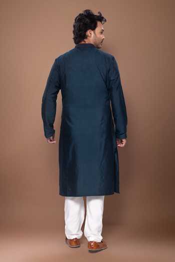 Priyanka Haralalka Line Embroidered Kurta Set 