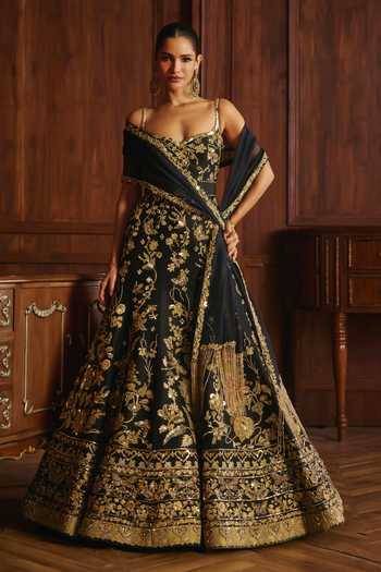 Buy Mahima Mahajan Black Silk, Chanderi, Organza Mariam Embroidered Anarkali With Dupatta Buy_Mahima Mahajan_Black Silk, Chanderi, Organza Mariam Embroidered Anarkali With Dupatta