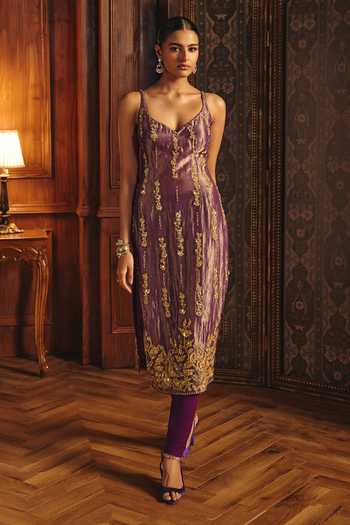 Shop Mahima Mahajan Purple Silk, Tissue, Net, Lycra Sweetheart Neck Naima Sleeveless Kurta Pant Set Online at Aza Fashions Shop_Mahima Mahajan_Purple Silk, Tissue, Net, Lycra Sweetheart Neck Naima Sleeveless Kurta Pant Set _Online_at_Aza_Fashions