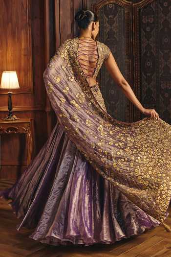 Mahima Mahajan Inaam Embroidered Blouse Lehenga Set 
